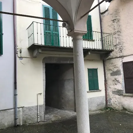 Casa Della Nonna Giulia Apartment Ghiffa